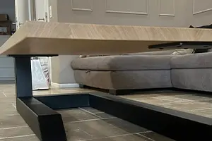 Mobilier, table basse métal sur mesure dans un salon