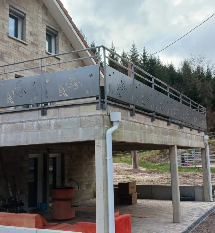 Réalisation Garde-corps métallique dans les Vosges