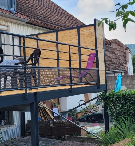 Réalisation Terrasses métallique dans les Vosges